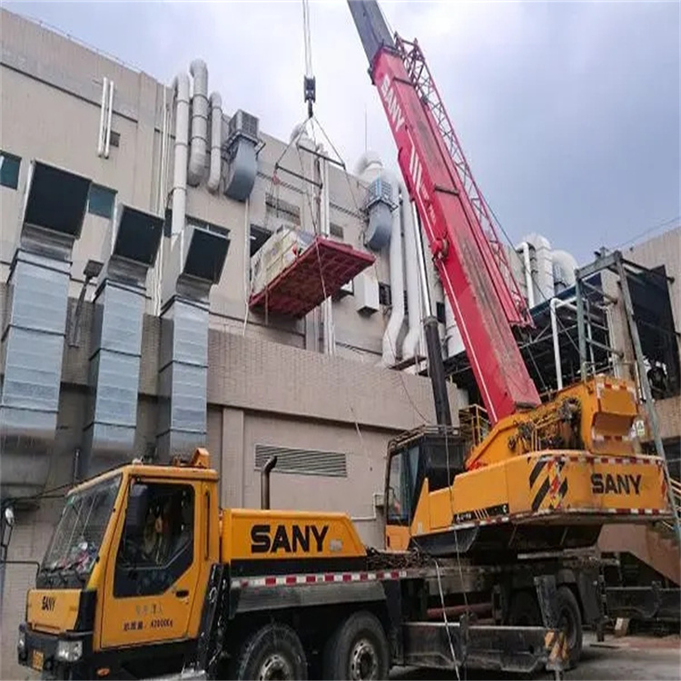 旌阳租赁大型汽车吊，助力工程项目高效进行