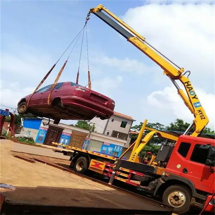 旌阳吊车救援小汽车怎么吊