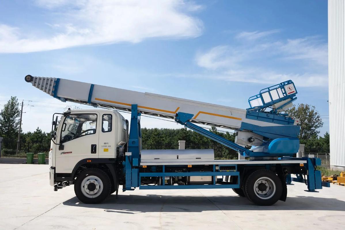 旌阳云梯上料车租赁费用