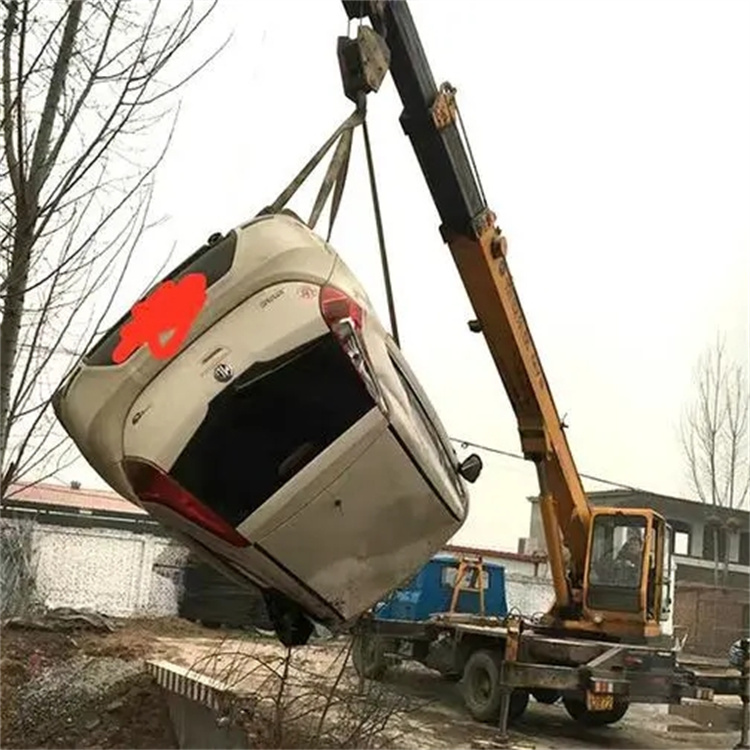 旌阳随时待命，吊车24小时道路救援服务全解析