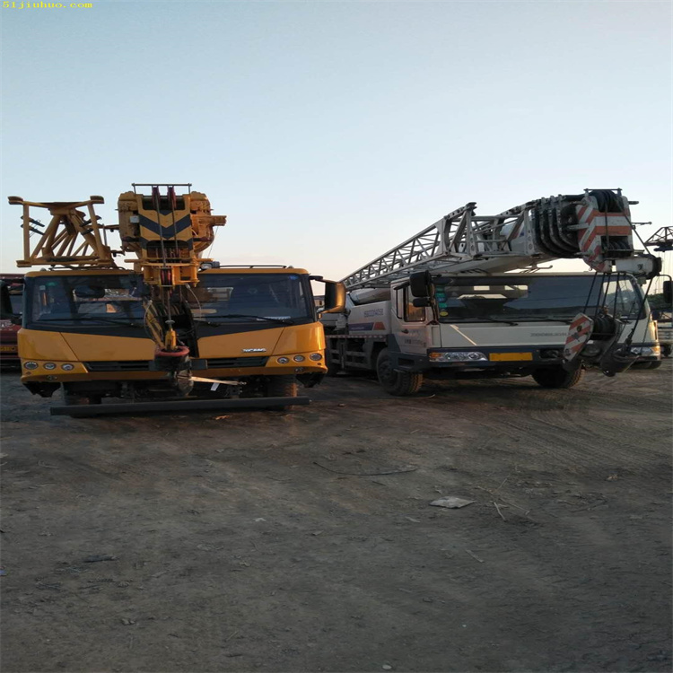 旌阳吊车吊挖机正确办法